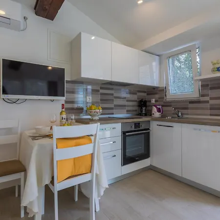 Apartament Ljiljanka