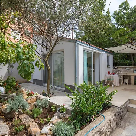 Apartman Ljiljanka *